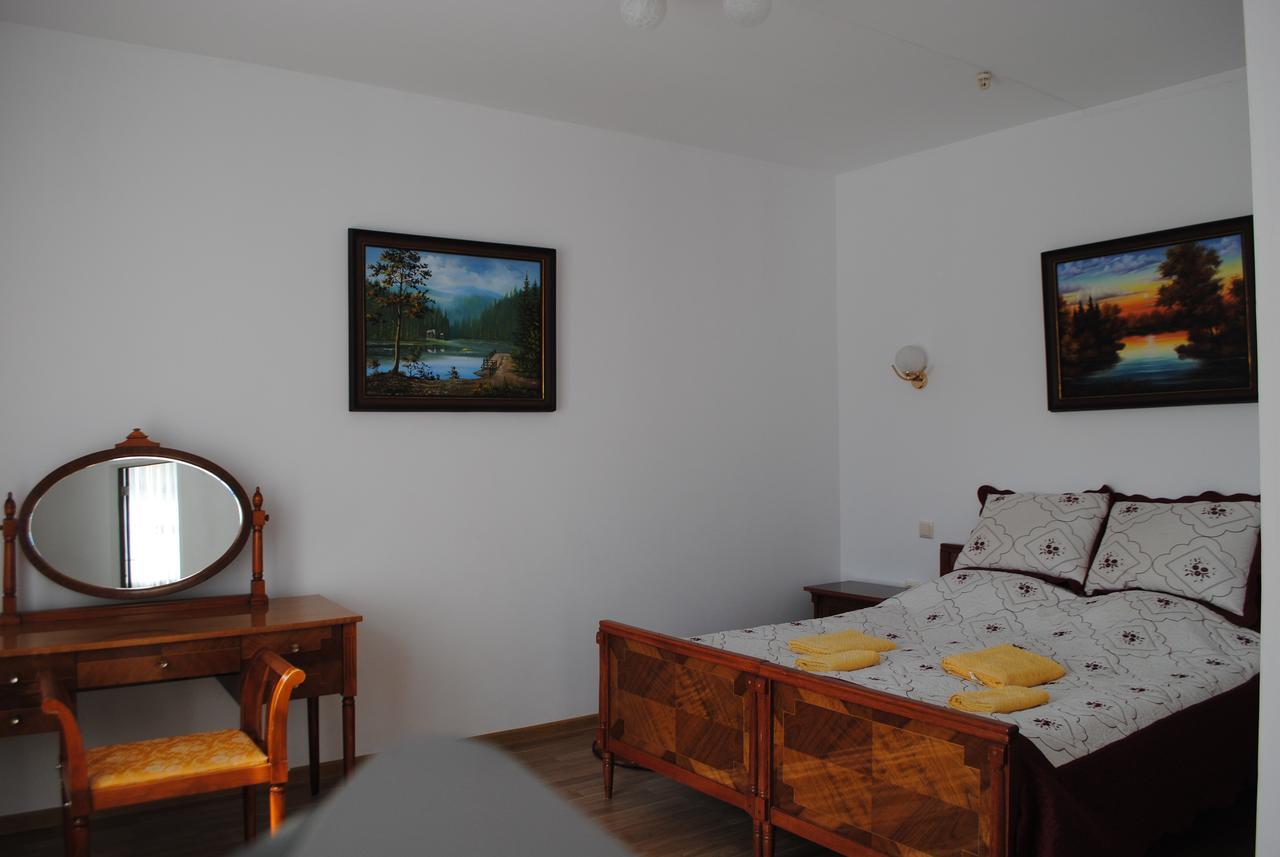 Hotel - Restaurant "Lion'S Heart" Velyka Omelyana المظهر الخارجي الصورة