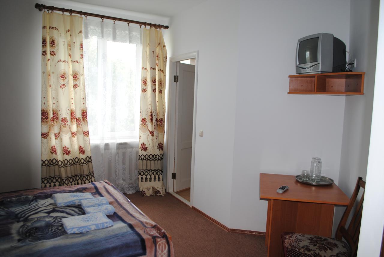 Hotel - Restaurant "Lion'S Heart" Velyka Omelyana المظهر الخارجي الصورة