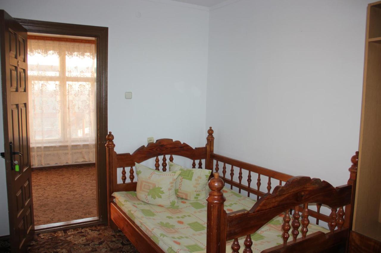 Hotel - Restaurant "Lion'S Heart" Velyka Omelyana المظهر الخارجي الصورة