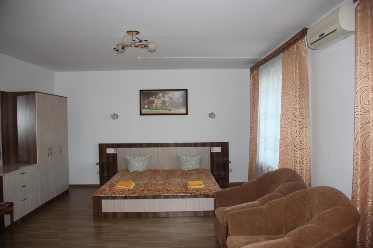 Hotel - Restaurant "Lion'S Heart" Velyka Omelyana المظهر الخارجي الصورة